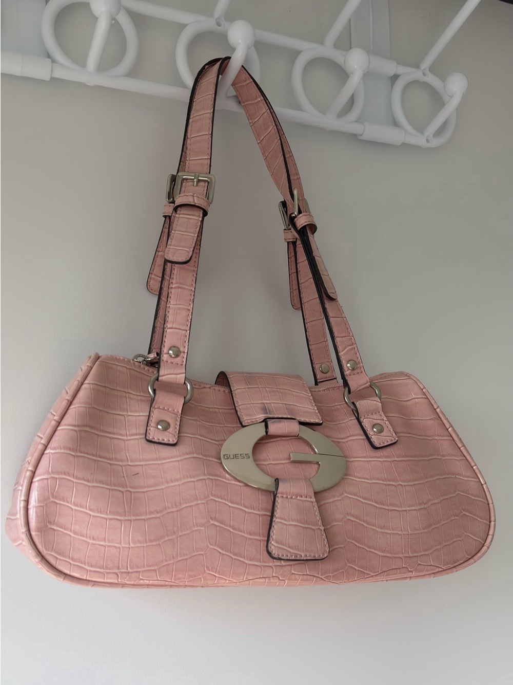 GUESS Blush Pink Y2K Vintage Croc-Embossed Shoulder Bag with Signature Metal G